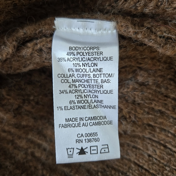 Long-Balloon-Sleeve Crew-Neck Cardigan - Picture 6 of 7